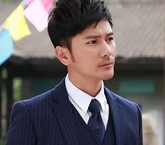 《刀光枪影》《擒蛇》《待嫁老爸》《李三枪》《好汉》等40余部热播剧