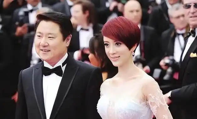 博纳老板娘金巧巧赏金百万为证清白直言演不了农村人