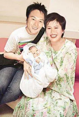 琳所以这段感情在18年后终于 开花结果袁咏仪老公张智霖个人资料/近况