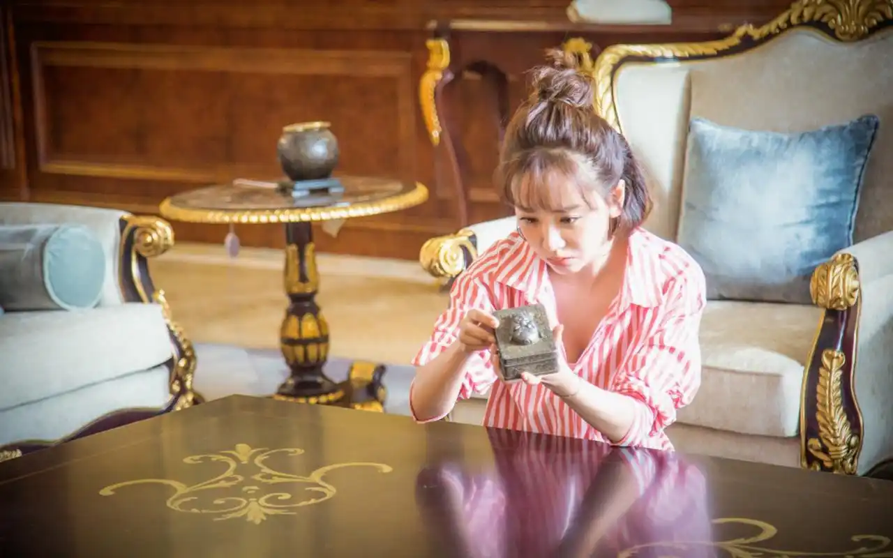 杨蓉《沙海》剧照图片桌面壁纸