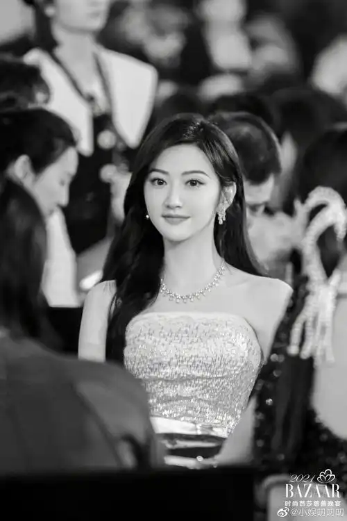 时尚芭莎晚宴图陈伟霆景甜井柏然宋茜王源杨幂杨洋angel