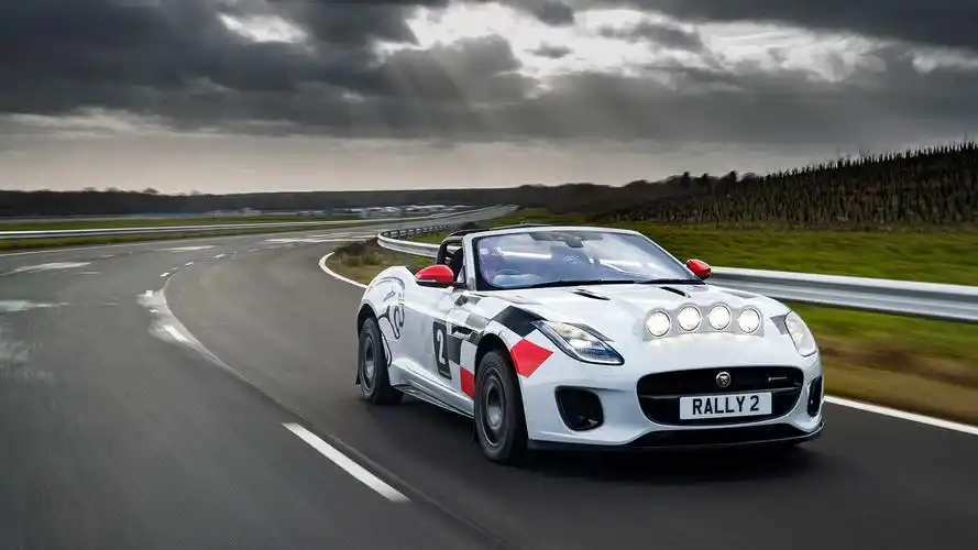 独孤求败的捷豹双门跑车,这次要极限越野,连车顶都全掀开了