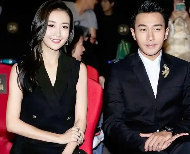 刘恺威与杨幂离婚4年:他单身抚养女儿,她情感沧桑依旧红