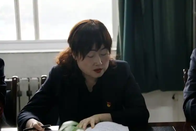 [主题党日]富平县蓝光中学党支部开展"党员教师公开课 立足教学展风采