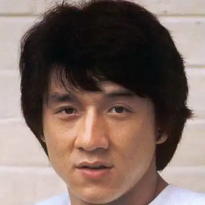 图六小龄童晒与成龙旧照网友纷纷感叹青春易逝