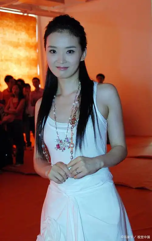 晴格格王艳:事业与家庭的抉择,豪门生活的真相!