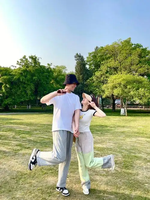 最萌身高差情侣穿搭恋爱日记