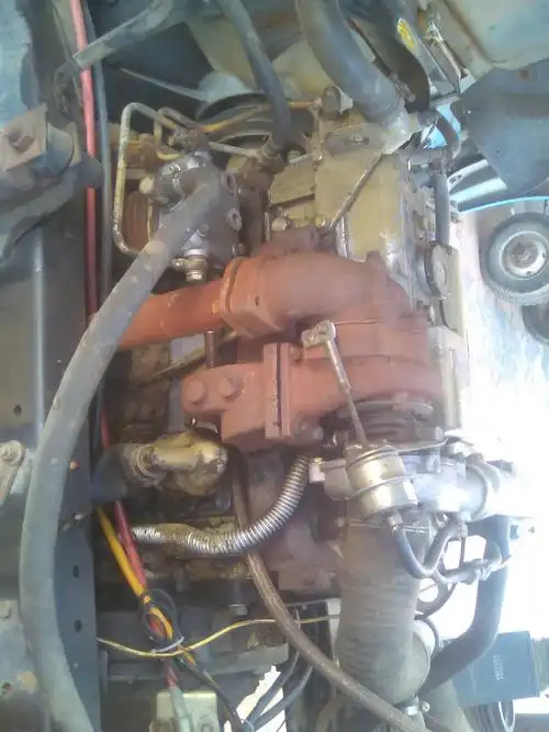 4102柴油机气泵在什么位置