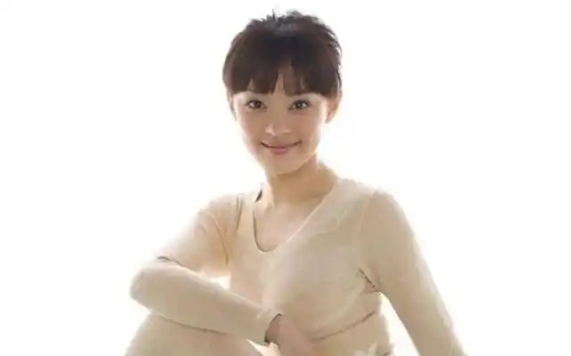 孙俪早期内衣写真曝光造型精致摆拍随性美感不输国际大片