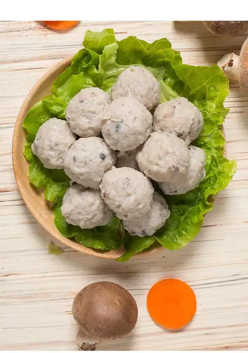 香菇贡丸纯手工肉丸麻辣烫丸子速冻丸子 厂家直销250/包