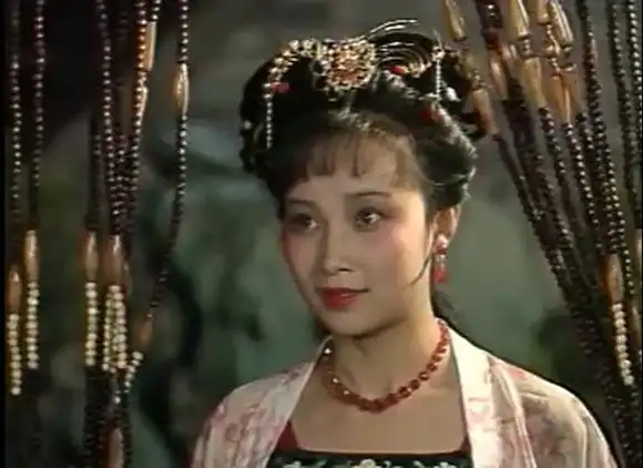 让人"笑而忘忧"的婴宁.王伶群出演,她是最好的婴宁.