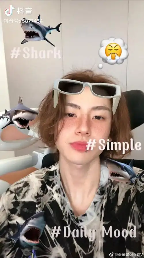 小鬼王琳凯可爱