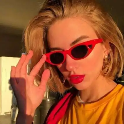 欧美女生头像霸气代价是要让人掏空灵魂