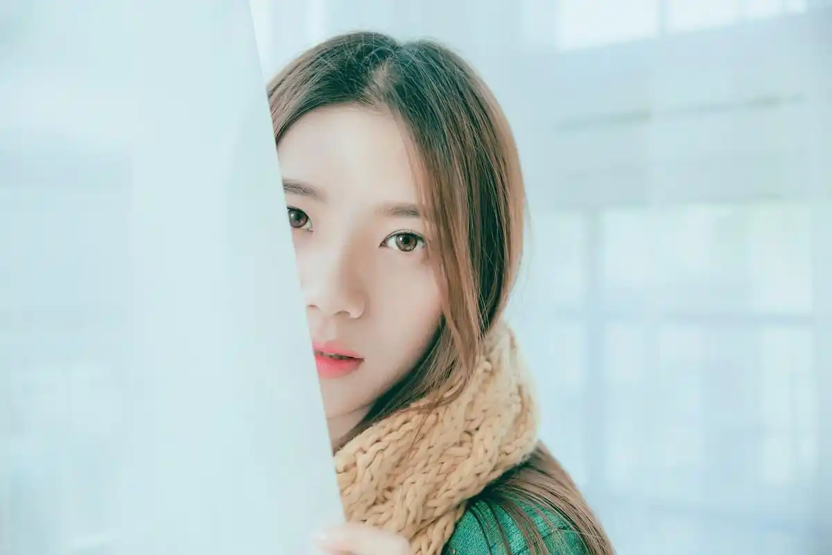 养眼气质女神唯美写真图片桌面壁纸