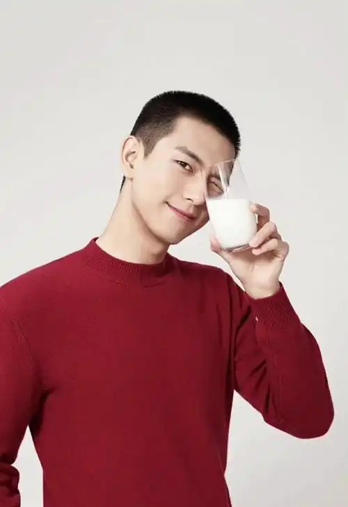 寸头都封印不了的颜值