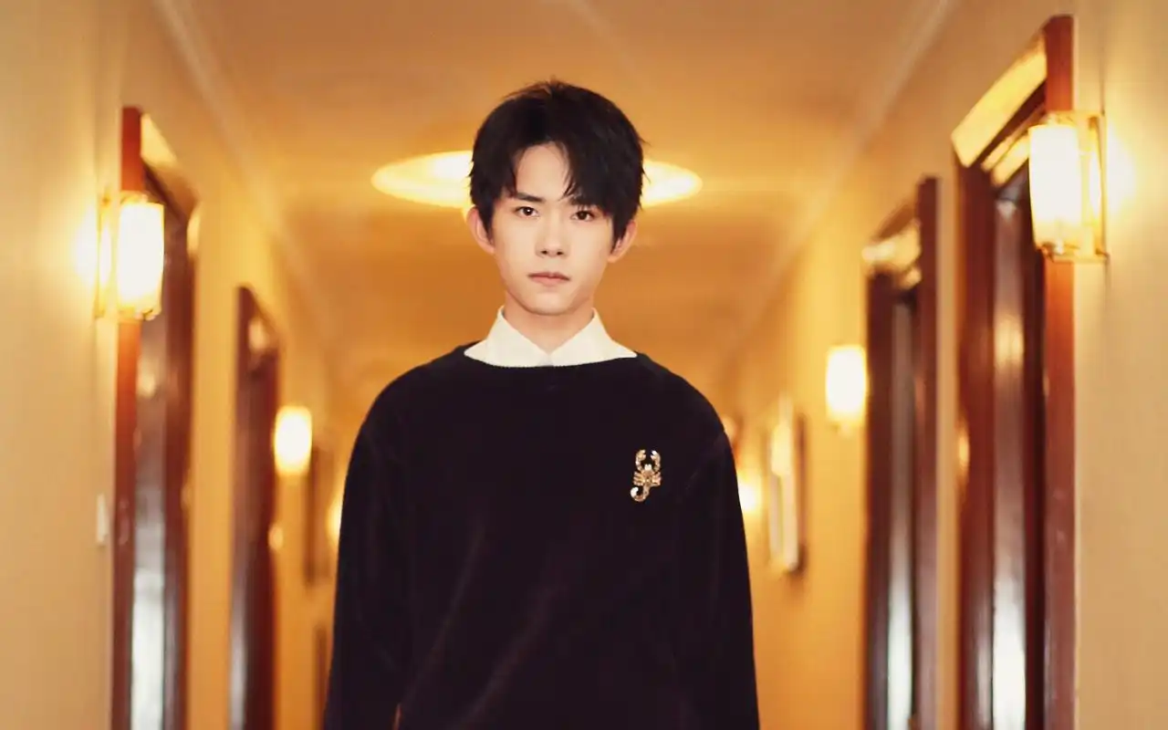 桌面壁纸 大陆明星 易烊千玺英伦风帅气写真高清图片壁纸 (4/ 7) 2017