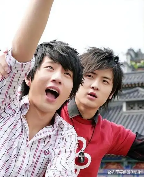 同是bobo成员,井柏然新剧被赞演技炸裂,付辛博却只能演男n