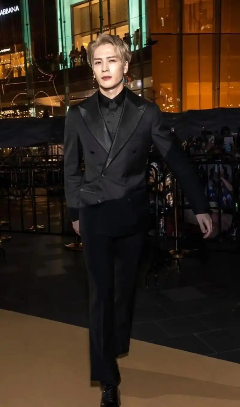 《贵族王子》王嘉尔组合图.#王嘉尔  #男菩萨 #贵族王子  - 抖音