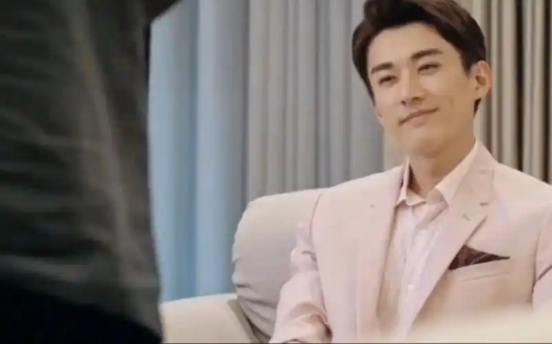 【刘学义】"你一笑,心都要被融化了"可是他的笑容真的好甜