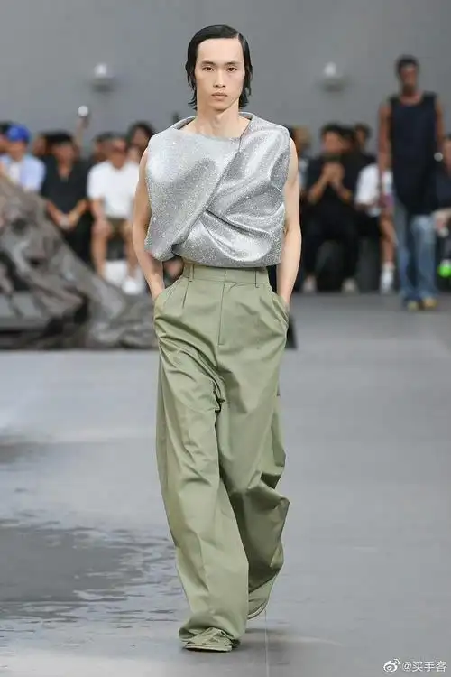 loewe2024春夏男装系列又是脑洞大开的一季