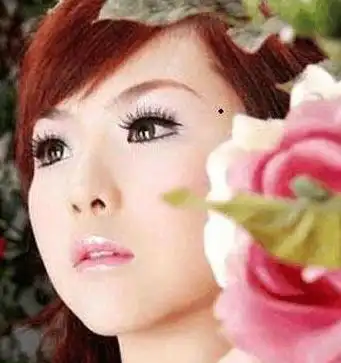 女生这3处有痣,天生旺夫,将来嫁给有钱人,荣华富贵享不完