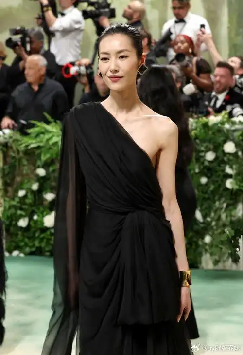 metgala红毯#时尚圈奥斯卡盛大启幕 巨星,名流和超模齐聚    赞姐两