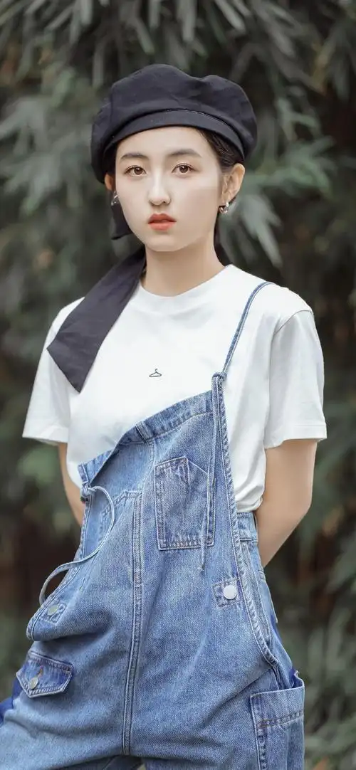 张子枫妹妹时尚高清手机壁纸