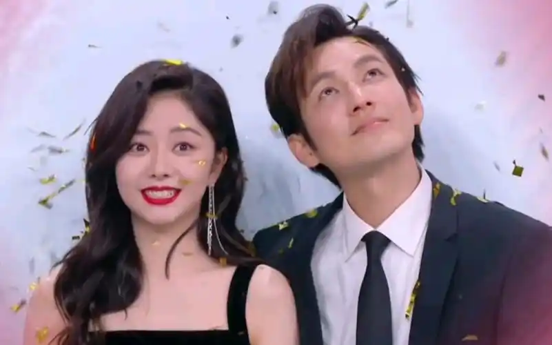 谭松韵钟汉良快乐大本营的心动日常