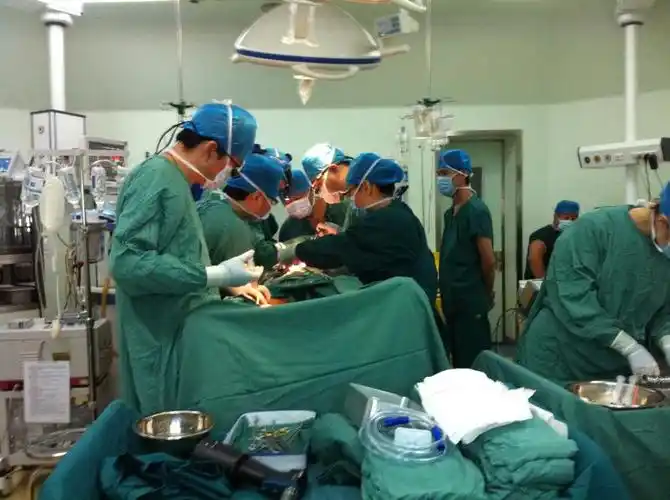 唐县人民医院心外科献礼首届中国医师节 ――成功开展第100例心脏手术