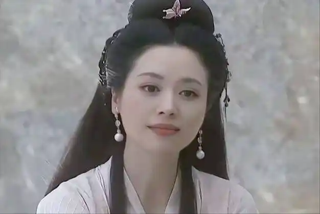 当年《西游记》就觉得她漂亮,很有气质,就是没有被大家熟知_邓英_观众