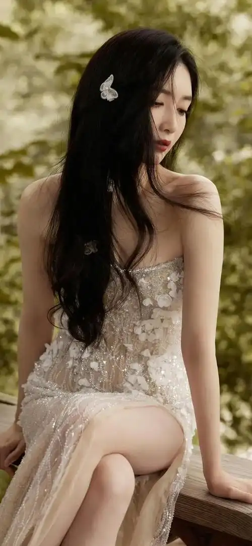 美女系列壁纸第241期-江疏影