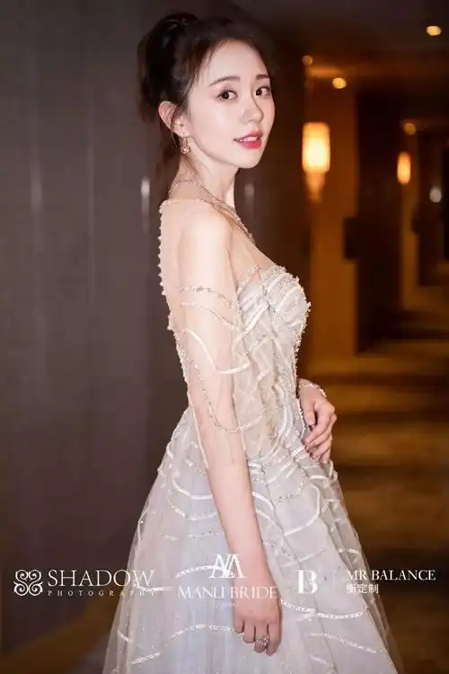 资讯丨一场让100多位明星红人时尚达人现身的fashionshow到底如何惊艳