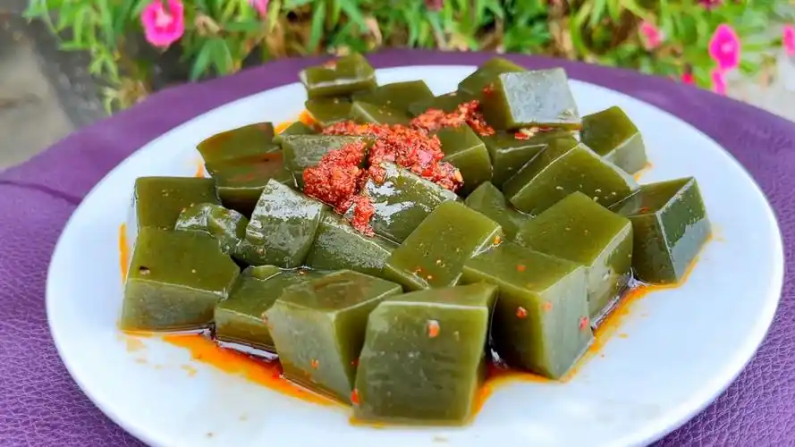 斑鸠叶豆腐 神仙豆腐 鬼豆腐的制作全过程