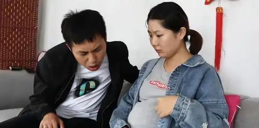 妻子大着肚子嫁我,孩子不是我的,但我当亲生,如今这儿子当村官