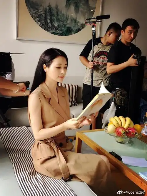 邓英_演员_作品_个人资料_简历_生日_经历_留言 - 酷乐米