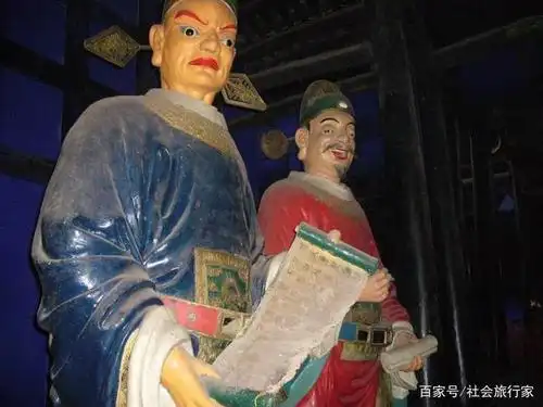 地狱判官,看起来很威严.