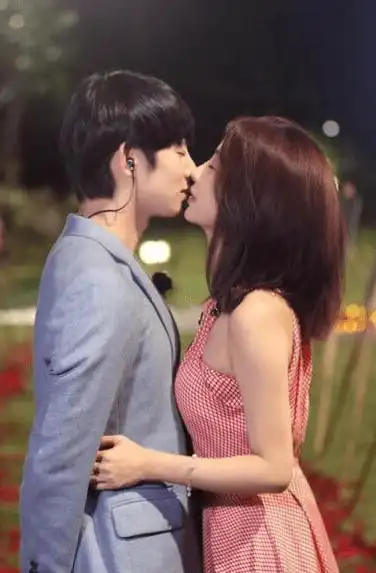 李菲儿:前男友是黄晓明,baby粉碎了我的梦,余生依旧为爱而活