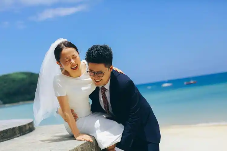 身高差30cm77的情侣怎么拍婚纱照? - 知乎