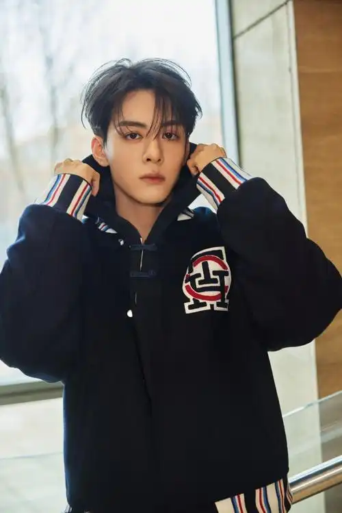 曾舜晞出图##微博之夜好多人啊