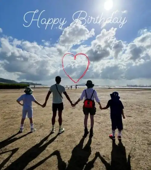 黄浩然生日带家人到海边郊游一家四口手牵手背影合照很有爱
