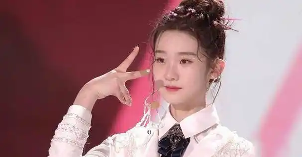 《创3》决赛之夜,张艺凡排名第七,徐艺洋无缘出道,实在意难平_黄子韬