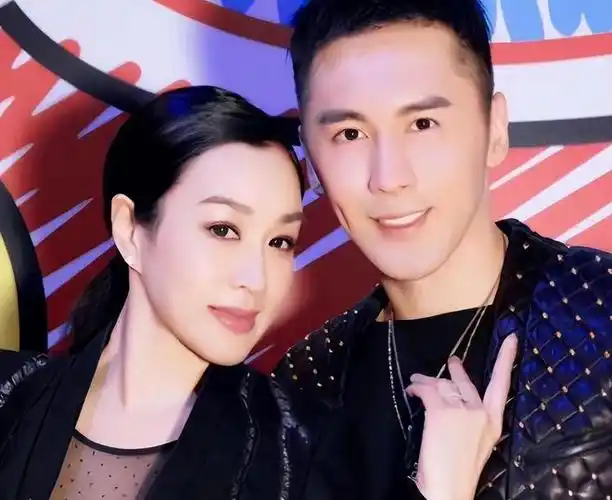 回顾人前夫唱妇随人后一地鸡毛这9对明星夫妻婚姻一言难尽