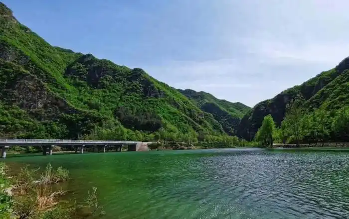 景区地址:北京市延庆区千家店镇中国延庆世界地质公园千家店园区内