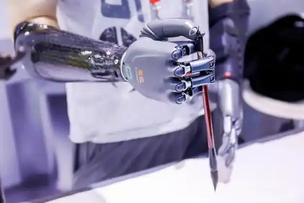 对话brainco强脑科技:科幻世界的机械义肢,正在走进现实|动作|机械手