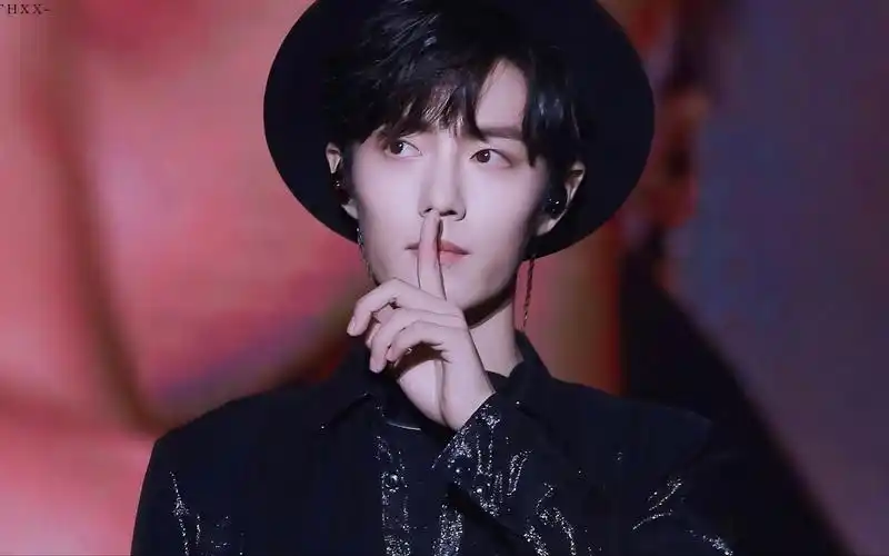 【肖战】这个手势!这个笑容!这一声哎咦!真太绝了!