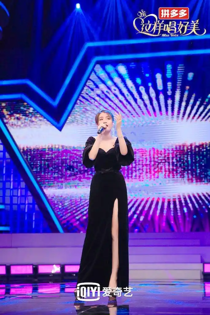 李嘉格这样唱好美首次惊艳开嗓不必在乎我是谁唱哭现场比心团