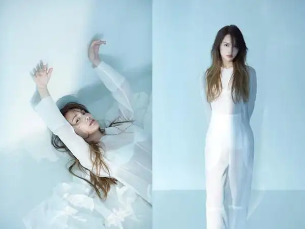 杨丞琳突破自我挑战透明空气装 纤细腰身若隐若现