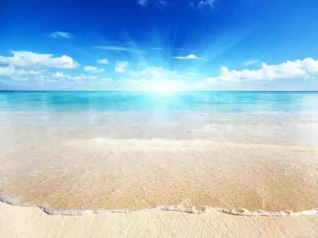 阳光大海沙滩背景 - 菜鸟图库