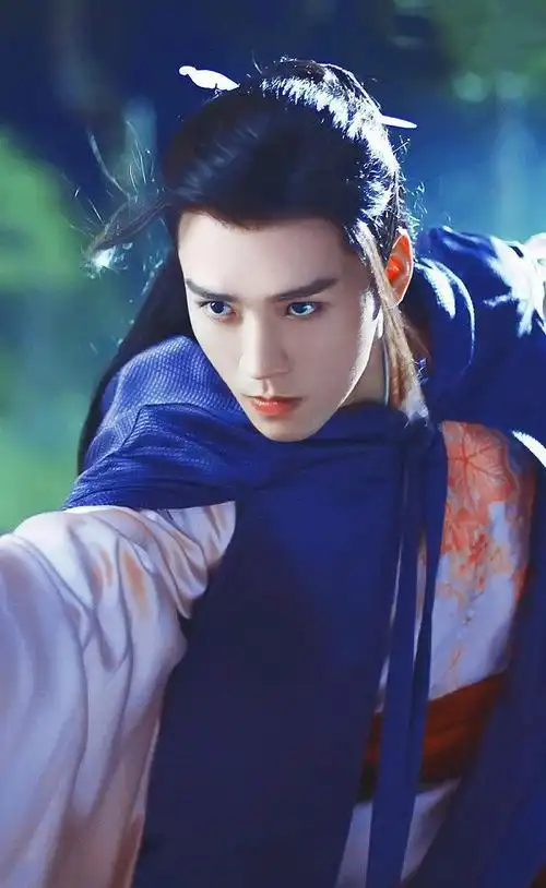 《山河令》温客行见自家阿絮穿的盛世美服,花花绿绿穿出了仙气!