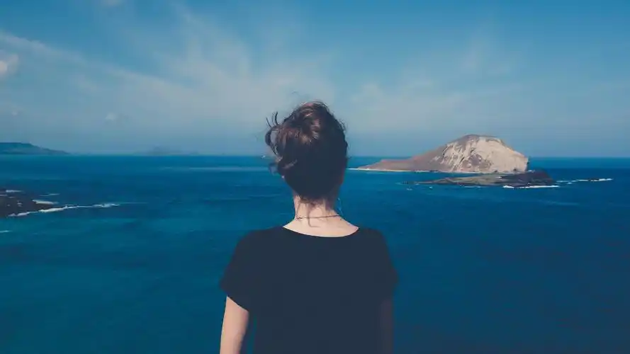 蜜丝极品性感超级嫩模乔依琳惊艳吊带私房诱人写真